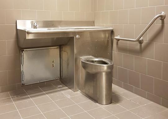 Wastafels voor mindervaliden