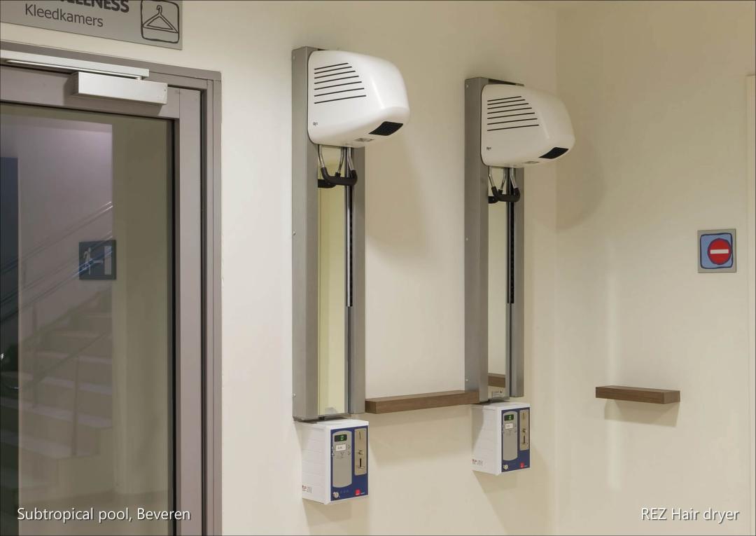 Subtropical pool, Beveren_REZ Hair dryer