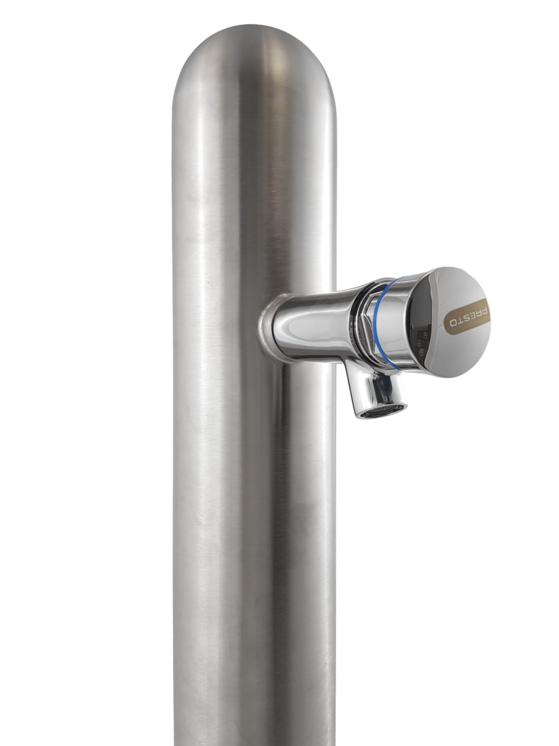 767001 Waterzuil met kraan