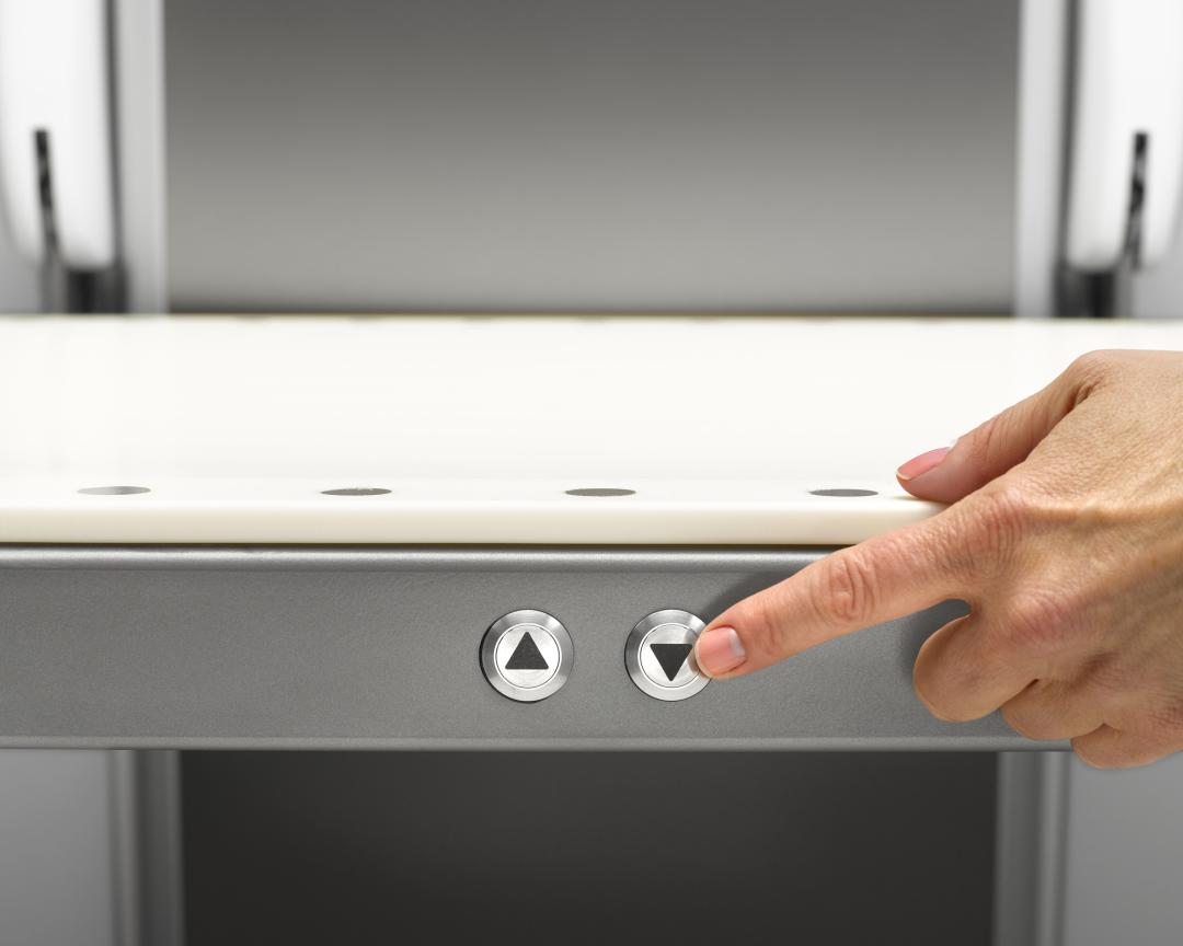 KB3000 Adult Changing Station